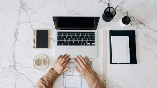 Comment Aménager un Petit Bureau Élégant et Fonctionnel ?